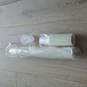 NWOT Yuengling 4oz Cups set of 130